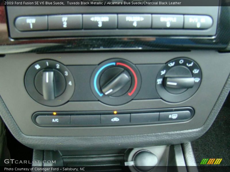 Tuxedo Black Metallic / Alcantara Blue Suede/Charcoal Black Leather 2009 Ford Fusion SE V6 Blue Suede