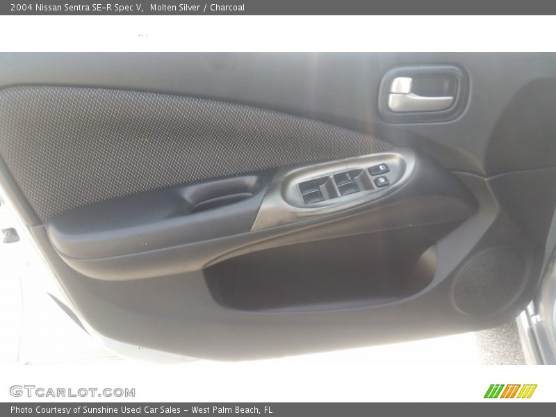 Molten Silver / Charcoal 2004 Nissan Sentra SE-R Spec V