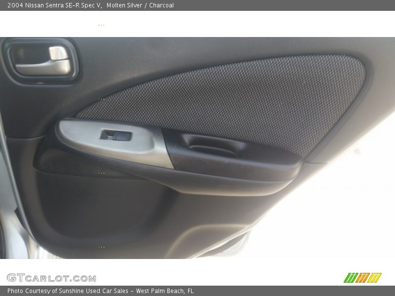 Molten Silver / Charcoal 2004 Nissan Sentra SE-R Spec V