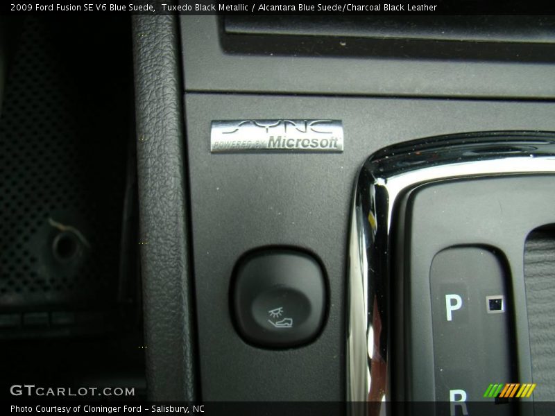 Tuxedo Black Metallic / Alcantara Blue Suede/Charcoal Black Leather 2009 Ford Fusion SE V6 Blue Suede