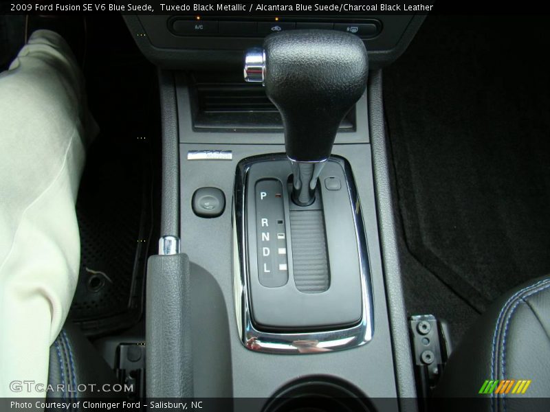 Tuxedo Black Metallic / Alcantara Blue Suede/Charcoal Black Leather 2009 Ford Fusion SE V6 Blue Suede