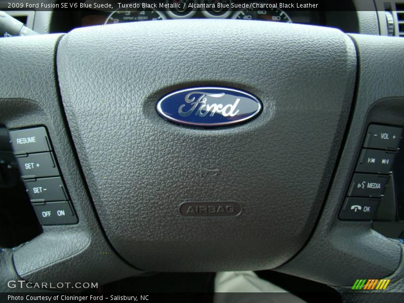 Tuxedo Black Metallic / Alcantara Blue Suede/Charcoal Black Leather 2009 Ford Fusion SE V6 Blue Suede