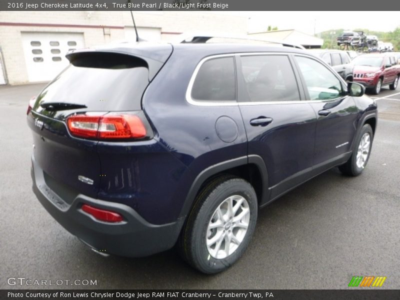True Blue Pearl / Black/Light Frost Beige 2016 Jeep Cherokee Latitude 4x4