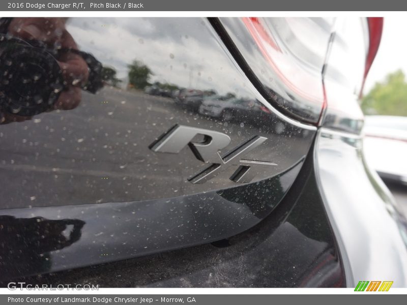 Pitch Black / Black 2016 Dodge Charger R/T