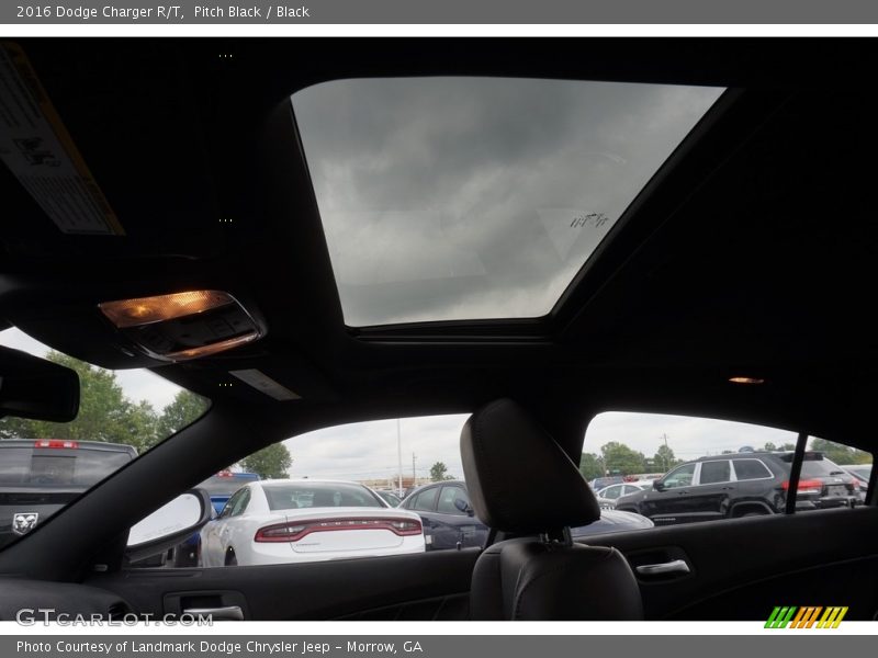 Pitch Black / Black 2016 Dodge Charger R/T