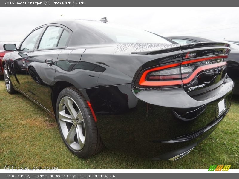 Pitch Black / Black 2016 Dodge Charger R/T