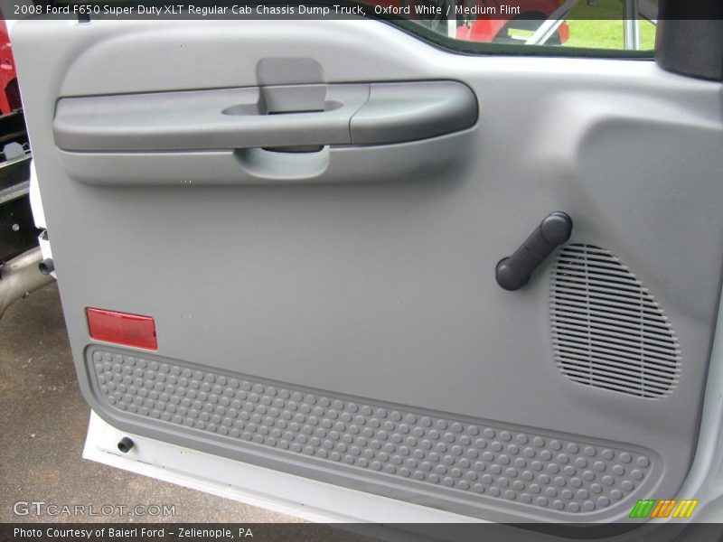 Oxford White / Medium Flint 2008 Ford F650 Super Duty XLT Regular Cab Chassis Dump Truck