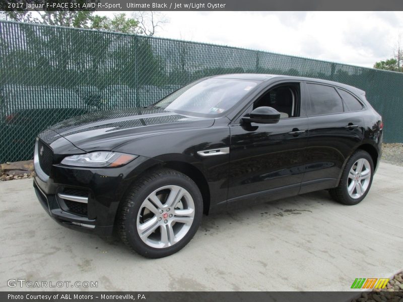 Front 3/4 View of 2017 F-PACE 35t AWD R-Sport