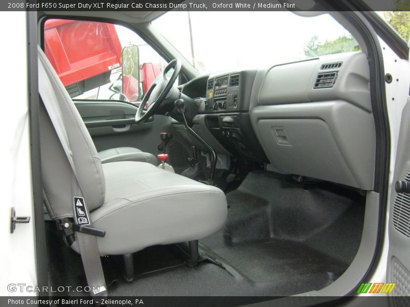 Oxford White / Medium Flint 2008 Ford F650 Super Duty XLT Regular Cab Chassis Dump Truck