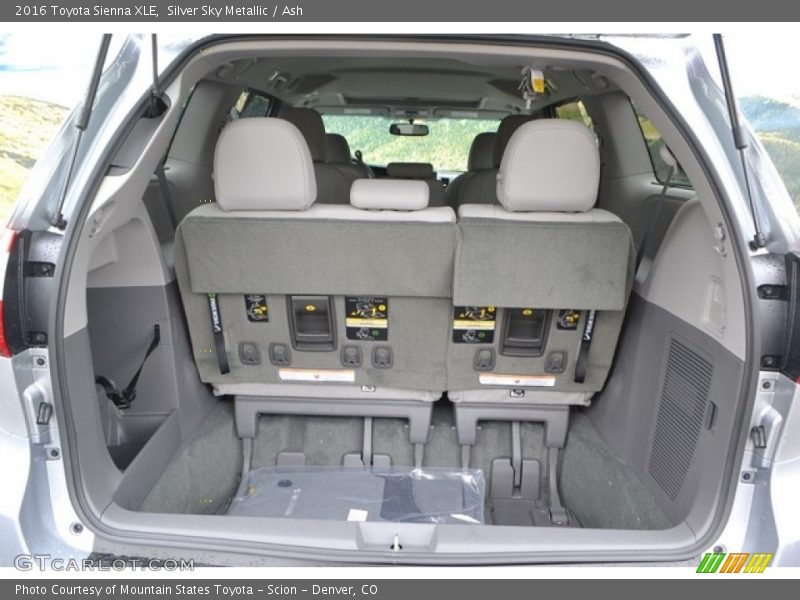 Silver Sky Metallic / Ash 2016 Toyota Sienna XLE