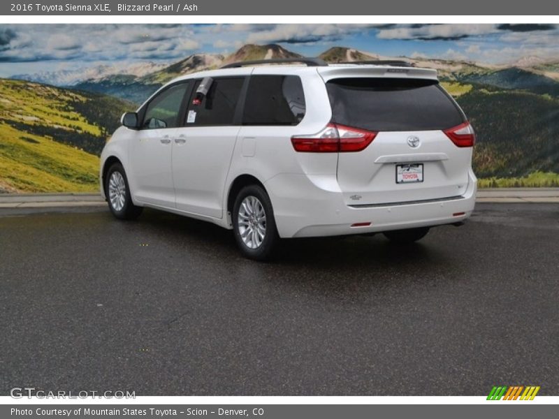 Blizzard Pearl / Ash 2016 Toyota Sienna XLE