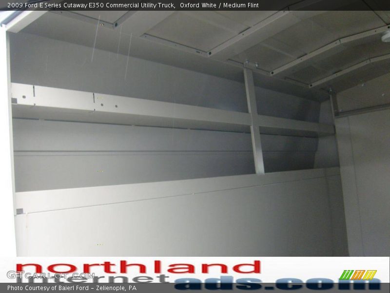 Oxford White / Medium Flint 2009 Ford E Series Cutaway E350 Commercial Utility Truck