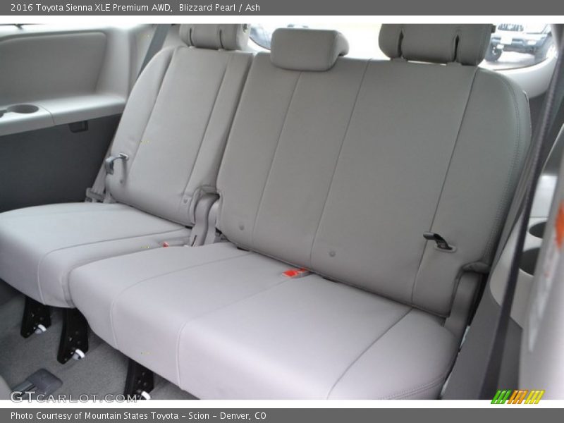 Blizzard Pearl / Ash 2016 Toyota Sienna XLE Premium AWD
