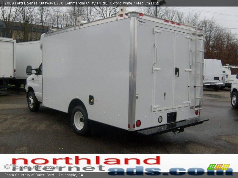 Oxford White / Medium Flint 2009 Ford E Series Cutaway E350 Commercial Utility Truck