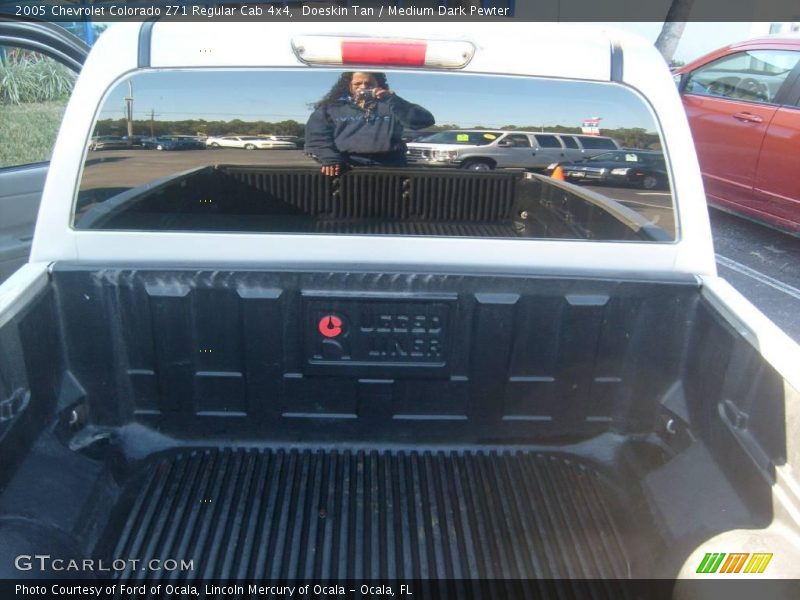 Doeskin Tan / Medium Dark Pewter 2005 Chevrolet Colorado Z71 Regular Cab 4x4