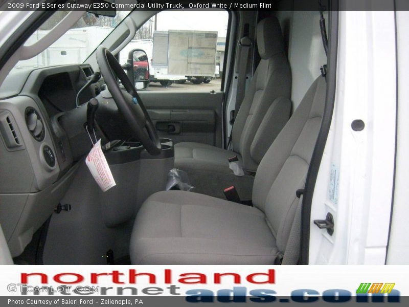 Oxford White / Medium Flint 2009 Ford E Series Cutaway E350 Commercial Utility Truck