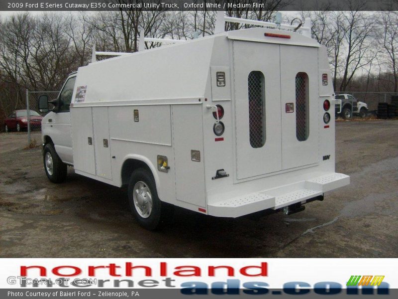 Oxford White / Medium Flint 2009 Ford E Series Cutaway E350 Commercial Utility Truck