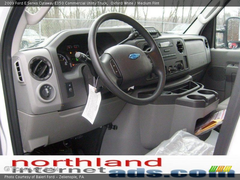 Oxford White / Medium Flint 2009 Ford E Series Cutaway E350 Commercial Utility Truck