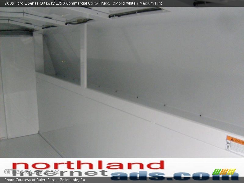 Oxford White / Medium Flint 2009 Ford E Series Cutaway E350 Commercial Utility Truck