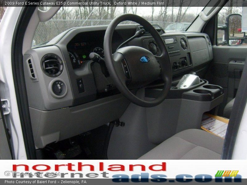 Oxford White / Medium Flint 2009 Ford E Series Cutaway E350 Commercial Utility Truck