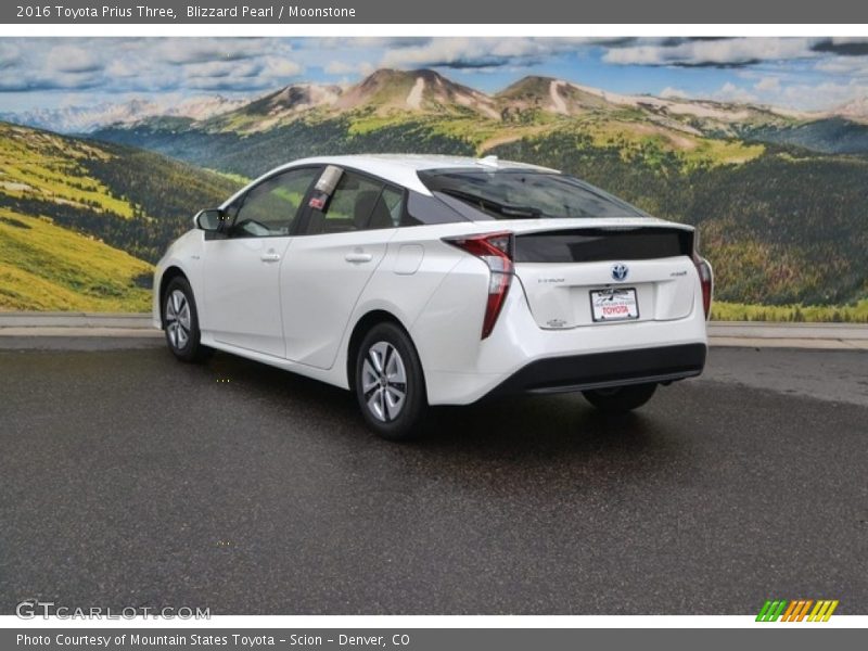 Blizzard Pearl / Moonstone 2016 Toyota Prius Three