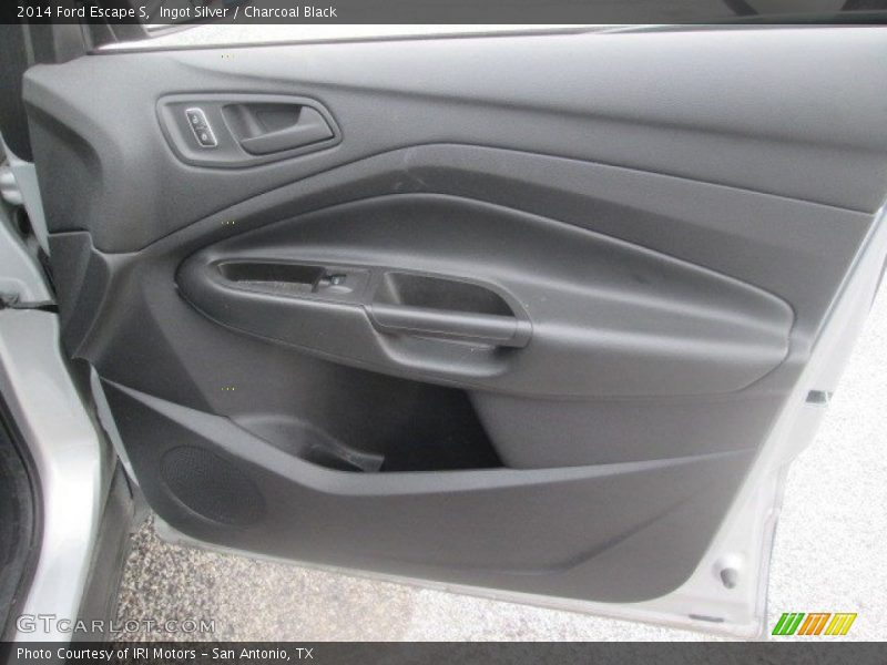 Ingot Silver / Charcoal Black 2014 Ford Escape S