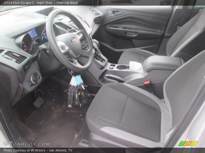Ingot Silver / Charcoal Black 2014 Ford Escape S