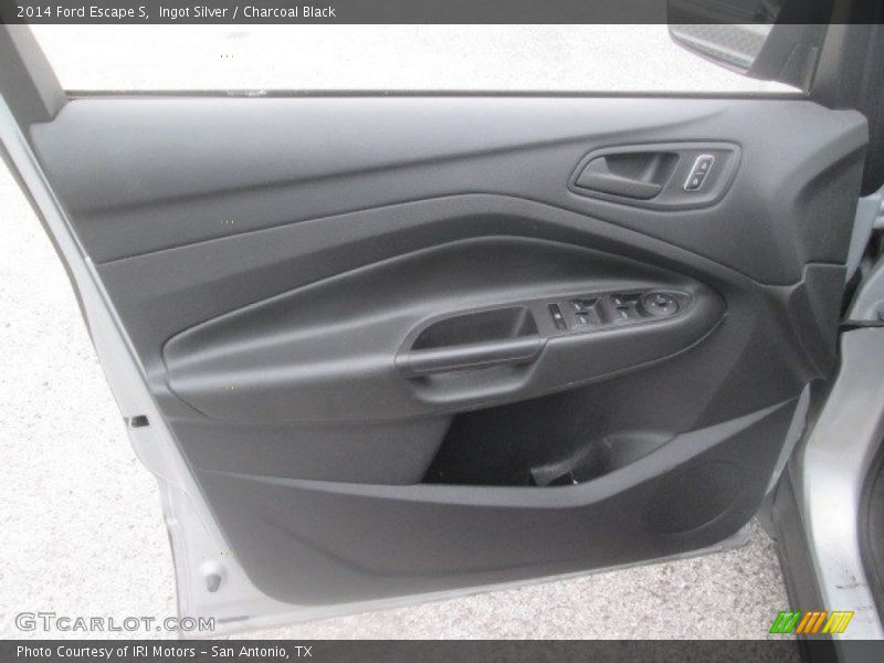 Ingot Silver / Charcoal Black 2014 Ford Escape S