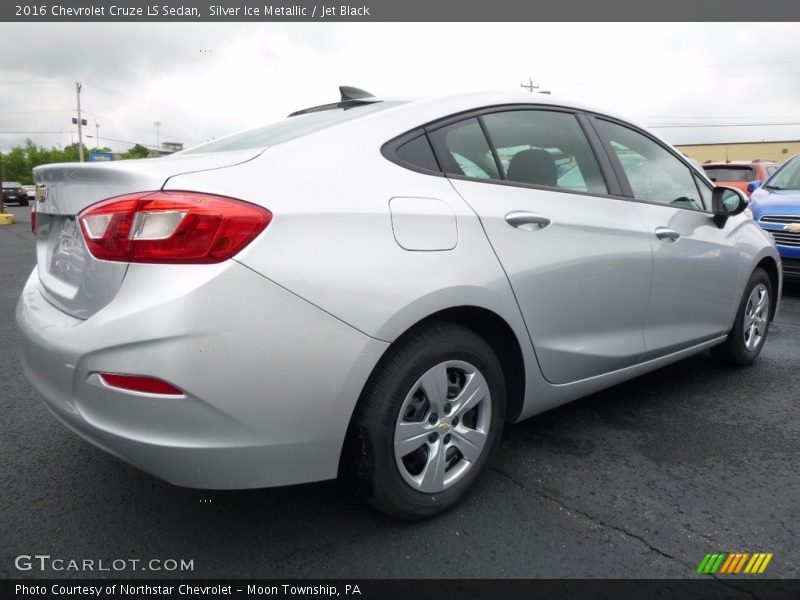 Silver Ice Metallic / Jet Black 2016 Chevrolet Cruze LS Sedan