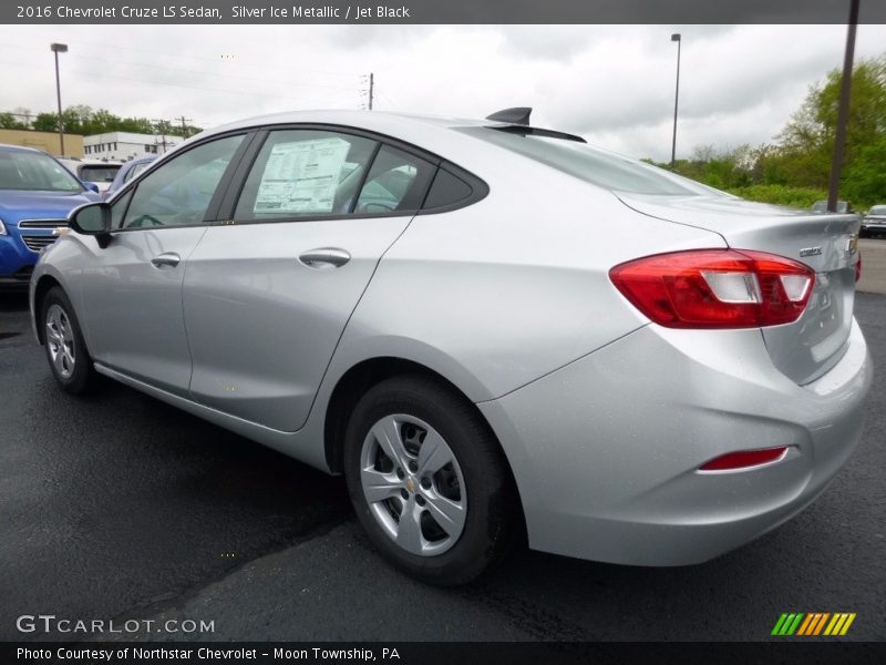 Silver Ice Metallic / Jet Black 2016 Chevrolet Cruze LS Sedan