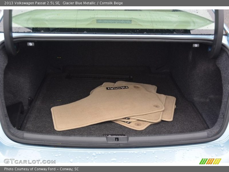 Glacier Blue Metallic / Cornsilk Beige 2013 Volkswagen Passat 2.5L SE