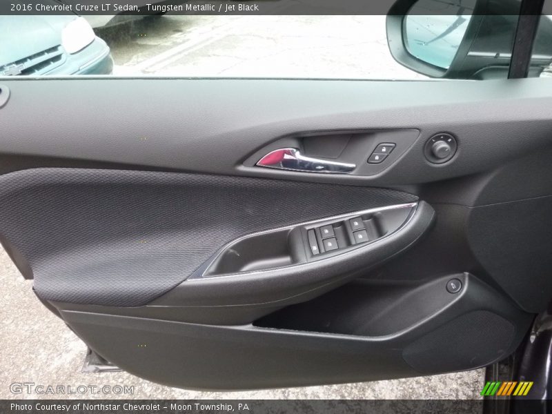 Tungsten Metallic / Jet Black 2016 Chevrolet Cruze LT Sedan