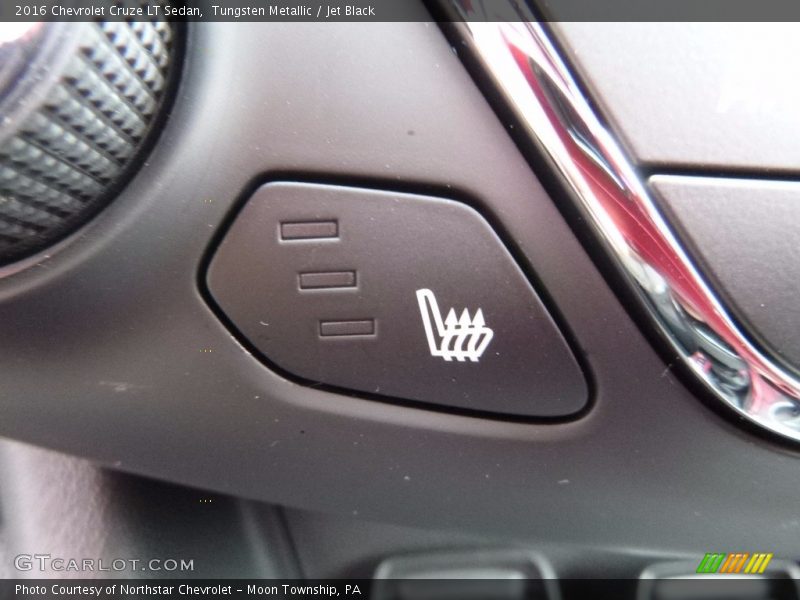 Tungsten Metallic / Jet Black 2016 Chevrolet Cruze LT Sedan