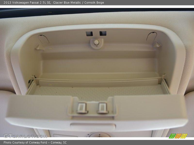 Glacier Blue Metallic / Cornsilk Beige 2013 Volkswagen Passat 2.5L SE