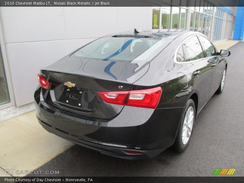 Mosaic Black Metallic / Jet Black 2016 Chevrolet Malibu LT