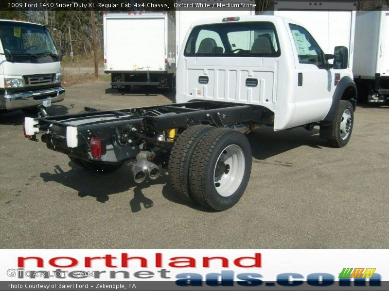 Oxford White / Medium Stone 2009 Ford F450 Super Duty XL Regular Cab 4x4 Chassis