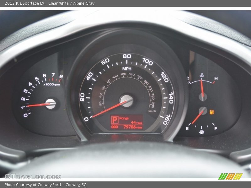 Clear White / Alpine Gray 2013 Kia Sportage LX
