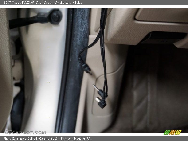 Smokestone / Beige 2007 Mazda MAZDA6 i Sport Sedan