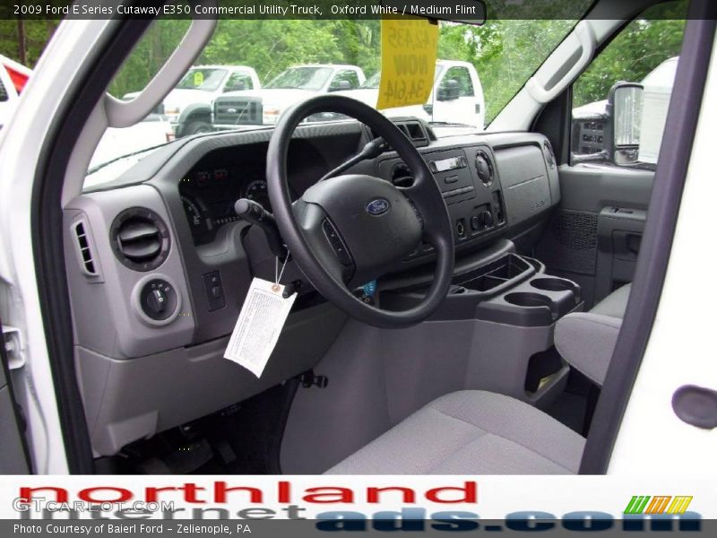 Oxford White / Medium Flint 2009 Ford E Series Cutaway E350 Commercial Utility Truck