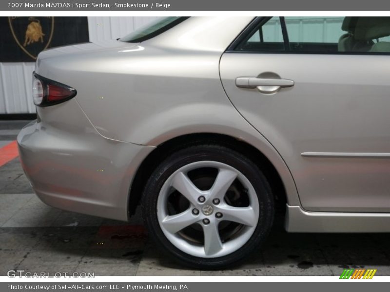 Smokestone / Beige 2007 Mazda MAZDA6 i Sport Sedan