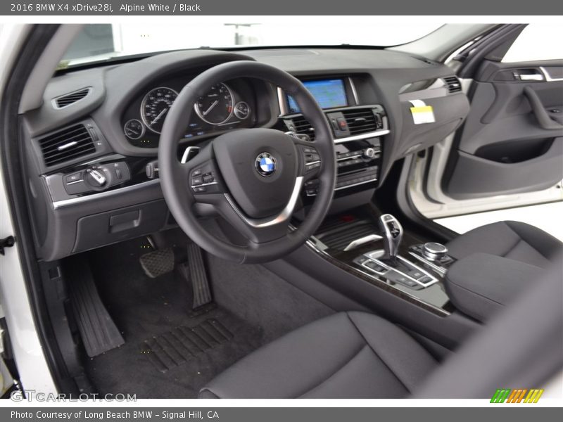 Alpine White / Black 2016 BMW X4 xDrive28i