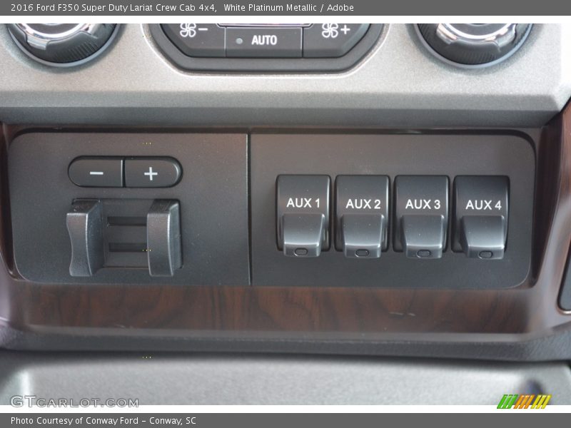 White Platinum Metallic / Adobe 2016 Ford F350 Super Duty Lariat Crew Cab 4x4