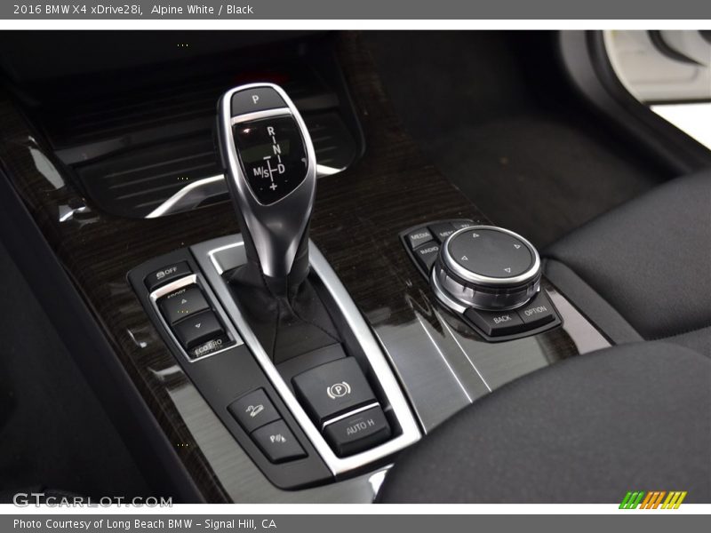 Alpine White / Black 2016 BMW X4 xDrive28i