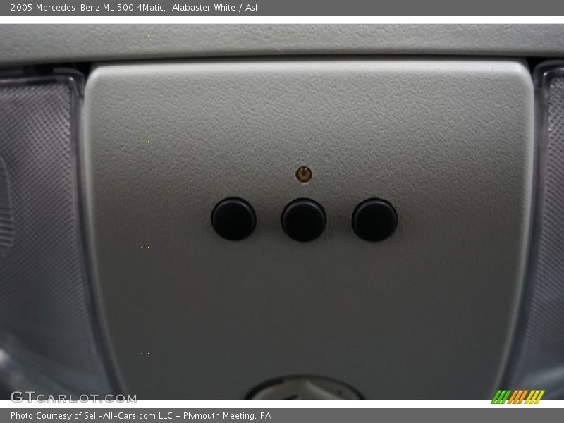 Alabaster White / Ash 2005 Mercedes-Benz ML 500 4Matic