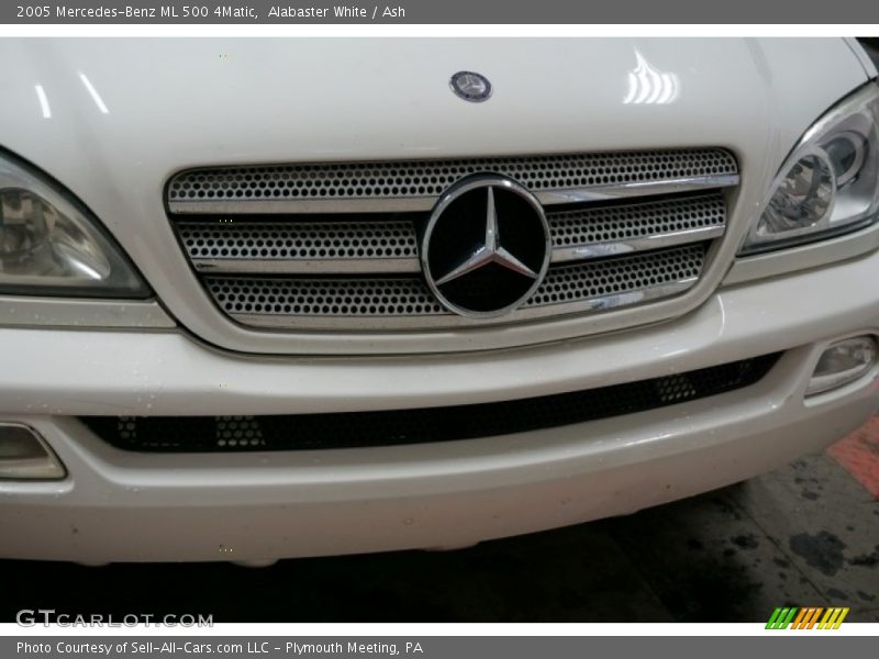 Alabaster White / Ash 2005 Mercedes-Benz ML 500 4Matic