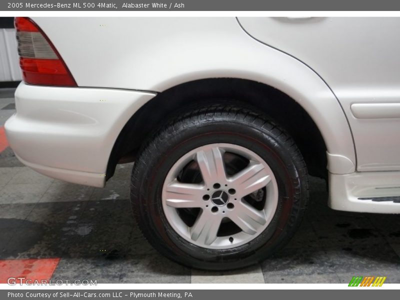 Alabaster White / Ash 2005 Mercedes-Benz ML 500 4Matic