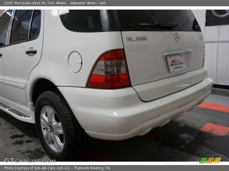 Alabaster White / Ash 2005 Mercedes-Benz ML 500 4Matic