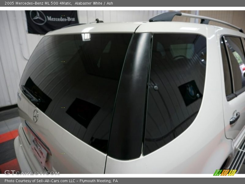 Alabaster White / Ash 2005 Mercedes-Benz ML 500 4Matic