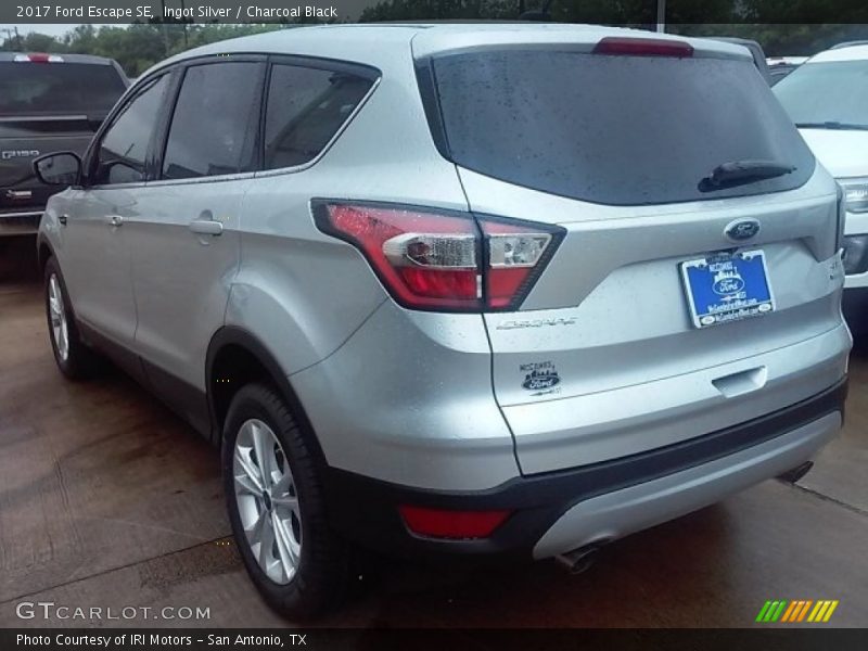 Ingot Silver / Charcoal Black 2017 Ford Escape SE