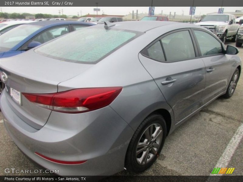 Gray / Gray 2017 Hyundai Elantra SE